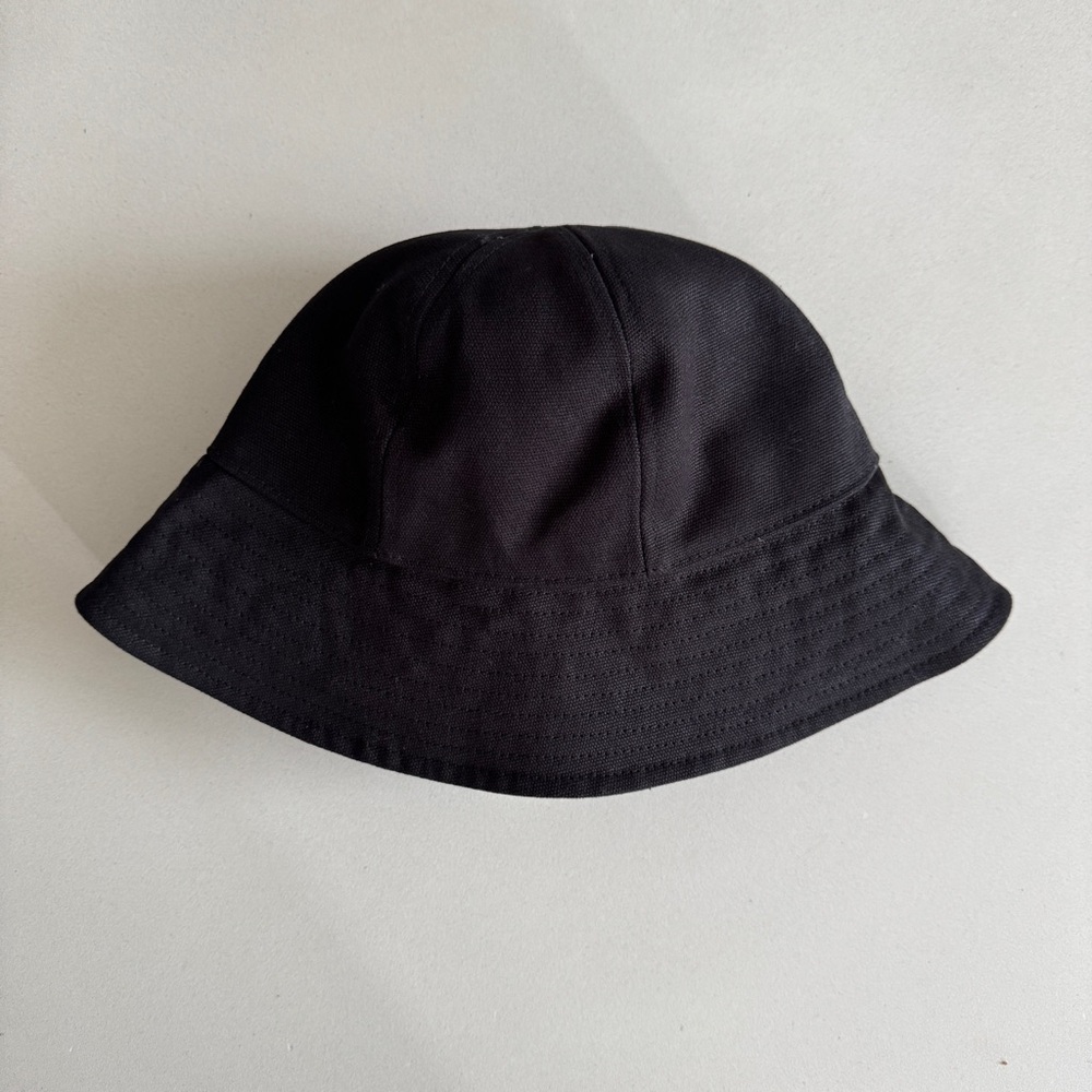 NWT Aritzia Babaton Russo Bucket Hat Black - Picture 2 of 5